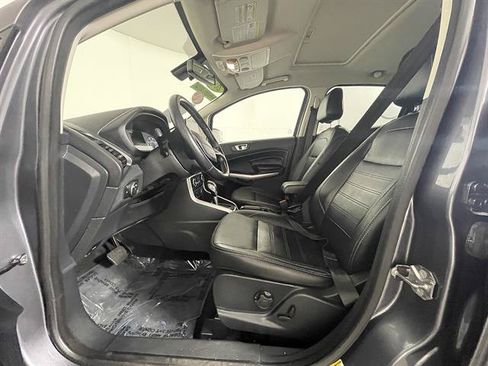 Used 2018 Ford EcoSport Titanium w/ Titanium Cold Weather Package AWD/4WD image 9