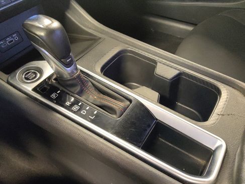 Used 2023 Nissan Sentra SR w/ Trunk Package FWD image 26