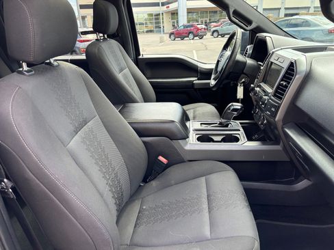 Used 2018 Ford F150 XLT w/ Equipment Group 302A Luxury AWD/4WD image 32