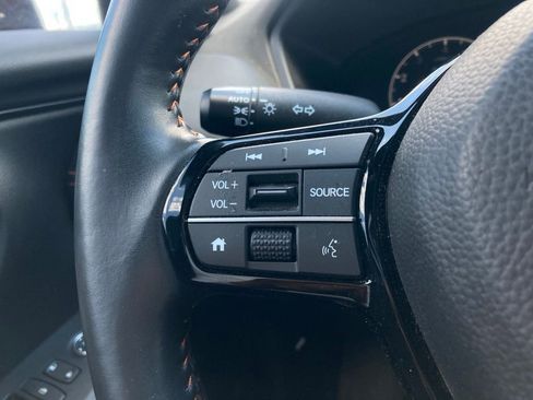 Used 2024 Honda HR-V Sport image 11