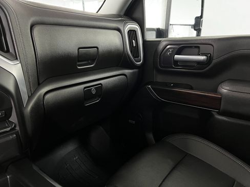 Used 2021 GMC Sierra 2500 SLT w/ SLT Premium Package AWD/4WD image 16