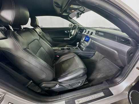 Used 2018 Ford Mustang Premium w/ Equipment Group 201A RWD image 28