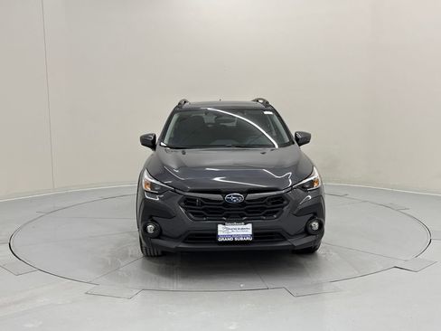 Used 2025 Subaru Crosstrek 2.0i Premium image 8