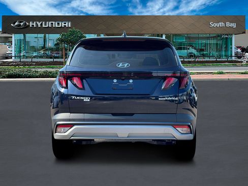 New 2026 Hyundai Tucson Blue SE image 6