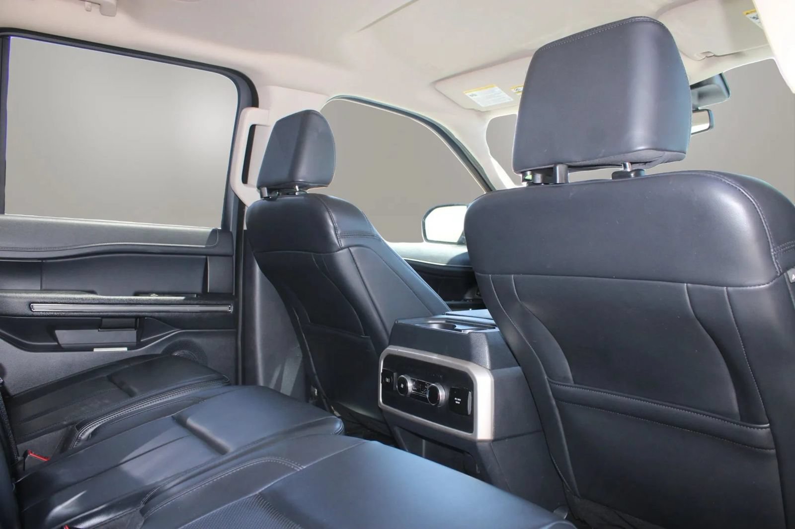 Used 2024 Ford Expedition Max XLT RWD image 15