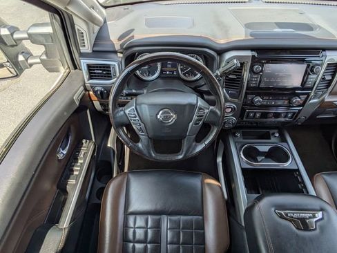 Used 2019 Nissan Titan Platinum Reserve w/ Platinum Utility Package AWD/4WD image 16