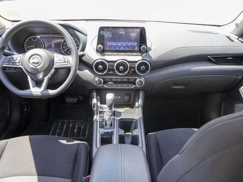 Certified 2025 Nissan Sentra SV image 6