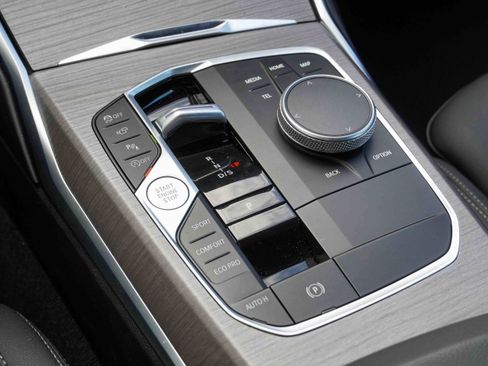 Certified 2025 BMW 430i w/ Premium Package image 29