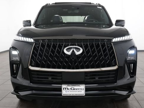 Used 2026 INFINITI QX80 4WD w/ Sport Exterior Package image 9