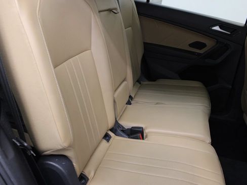 Used 2023 Volkswagen Tiguan SE R-Line FWD image 20