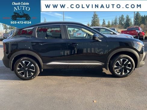 New 2026 Nissan Kicks SV w/ SV Premium Package AWD/4WD image 5