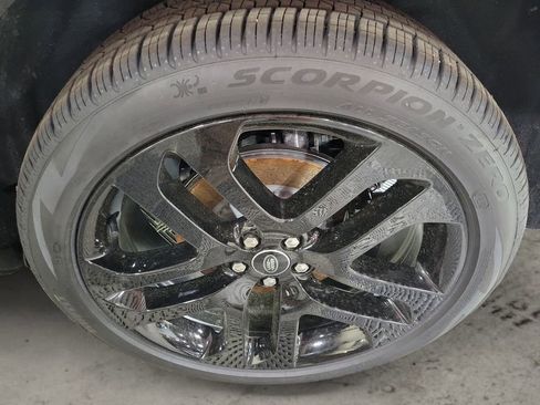 New 2026 Land Rover Range Rover Evoque S image 10