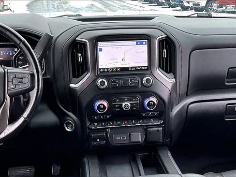 Used 2020 GMC Sierra 2500 AT4 w/ AT4 Premium Package image 6