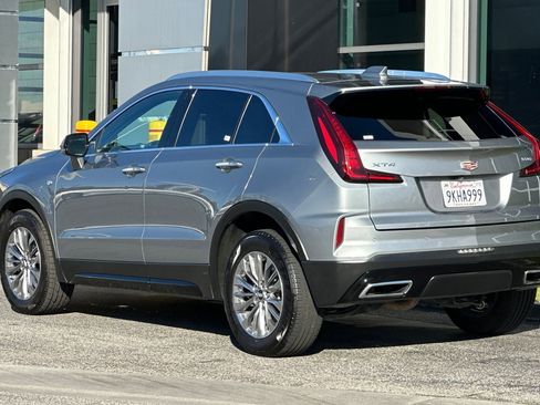 Used 2024 Cadillac XT4 Premium Luxury image 6