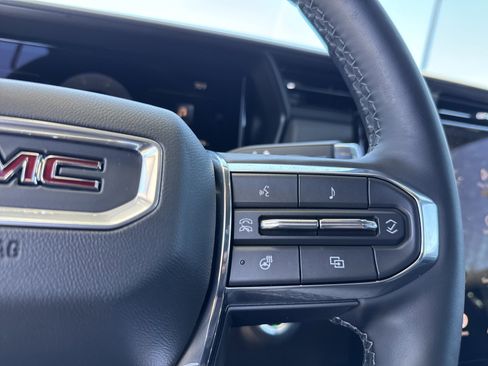 Used 2026 GMC Terrain Elevation w/ Elevation Premium Package FWD image 20
