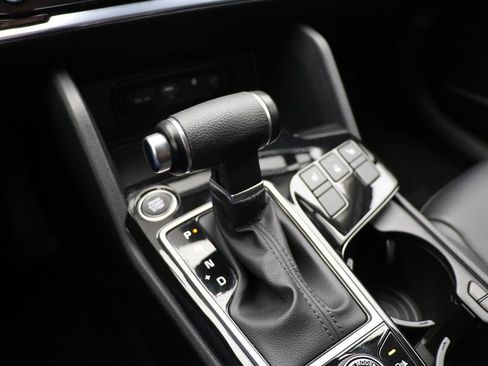 Used 2023 Kia Sportage EX image 25