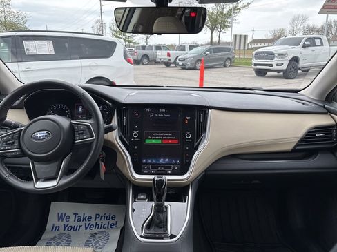 Used 2024 Subaru Outback Premium image 2