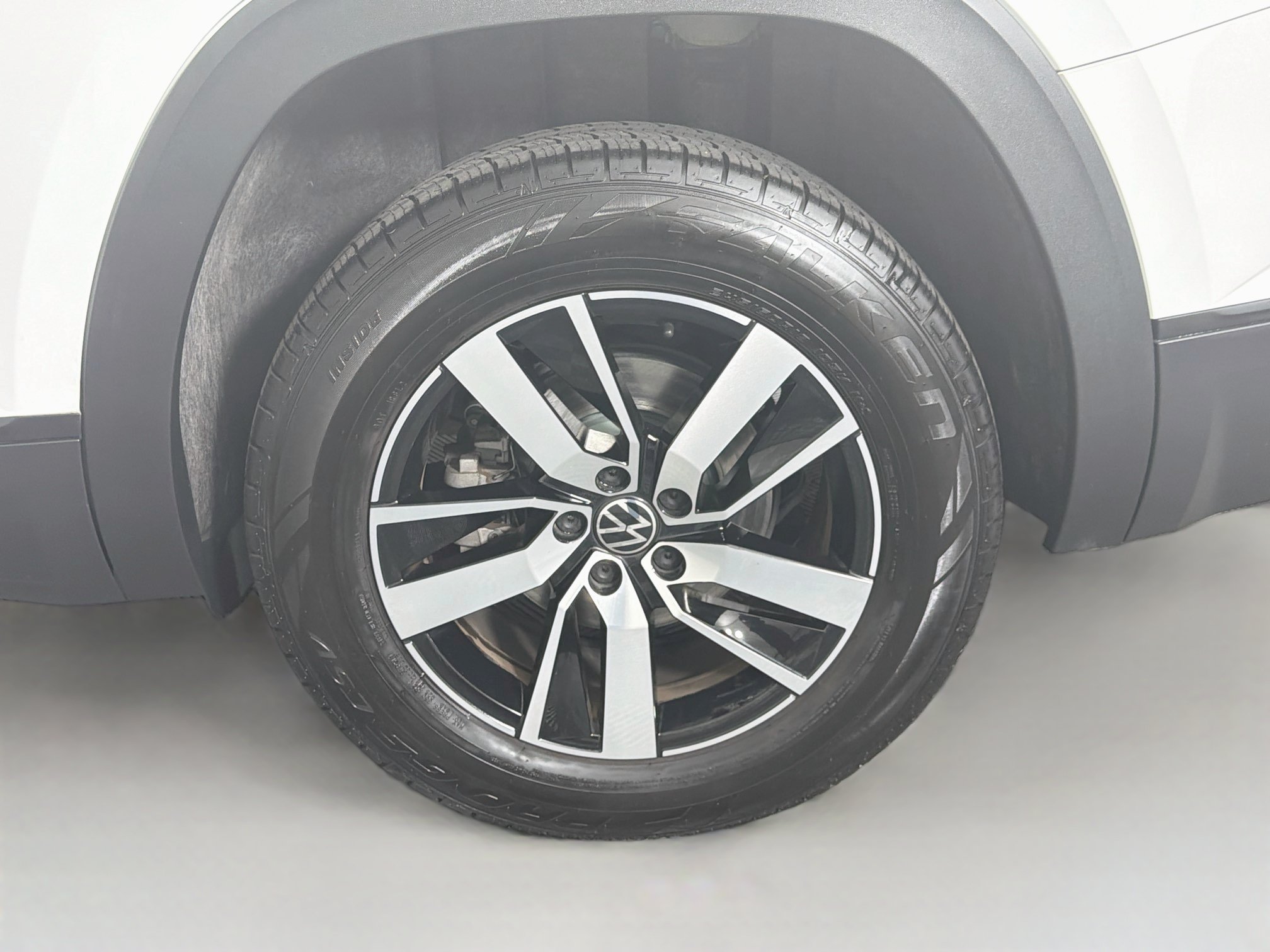 Used 2023 Volkswagen Atlas SE FWD image 11