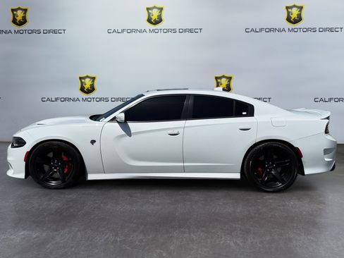 Used 2019 Dodge Charger SRT Hellcat w/ Navigation & Travel Group RWD image 2
