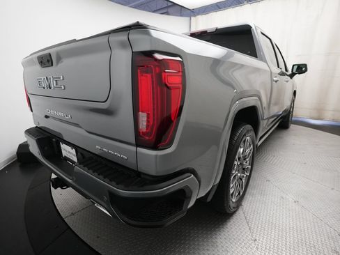 Used 2023 GMC Sierra 1500 Denali Ultimate AWD/4WD image 13