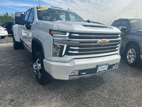 Used 2022 Chevrolet Silverado 3500 High Country w/ LPO, Hitch Package AWD/4WD image 1