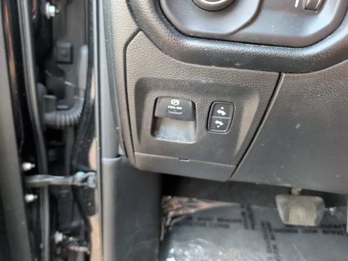 Used 2021 RAM 1500 Big Horn AWD/4WD image 26