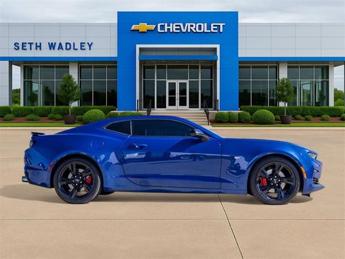 Used 2020 Chevrolet Camaro SS image 6