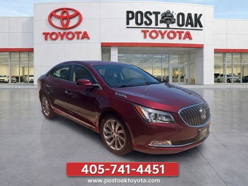 Used 2016 Buick LaCrosse FWD image 1