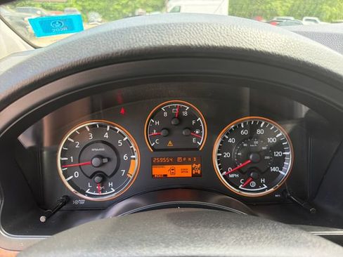 Used 2015 Nissan Armada Platinum AWD/4WD image 17
