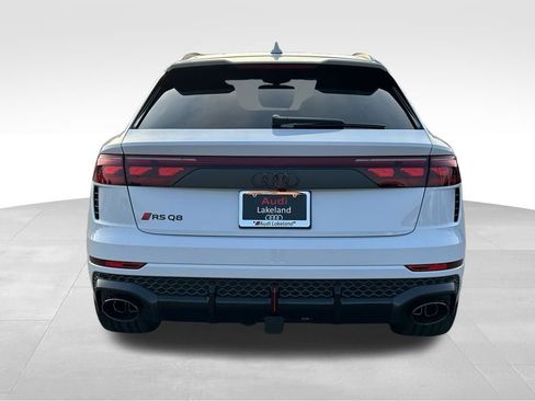 New 2026 Audi RS Q8 performance image 4