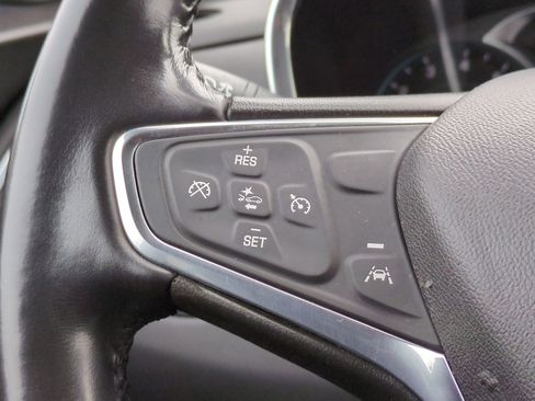 Used 2019 Chevrolet Equinox LT w/ Driver Convenience Package FWD image 29