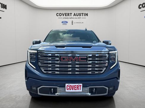 Used 2024 GMC Sierra 1500 Denali w/ Denali Reserve Package AWD/4WD image 8