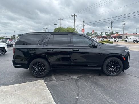 Used 2023 Cadillac Escalade Sport Platinum w/ LPO, ONYX Package AWD/4WD image 14