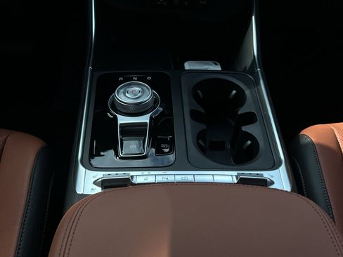 New 2027 Kia Carnival SX Prestige FWD image 28