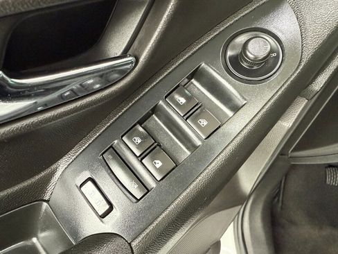 Used 2017 Chevrolet Trax LS image 23