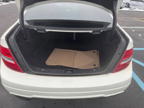 Used 2012 Mercedes-Benz C 250 Coupe image 28