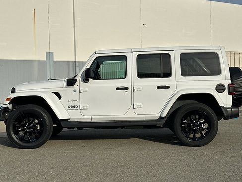 Used 2023 Jeep Wrangler Unlimited Sahara image 7