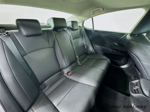 Certified 2024 Lexus ES 350 w/ Premium Package image 30