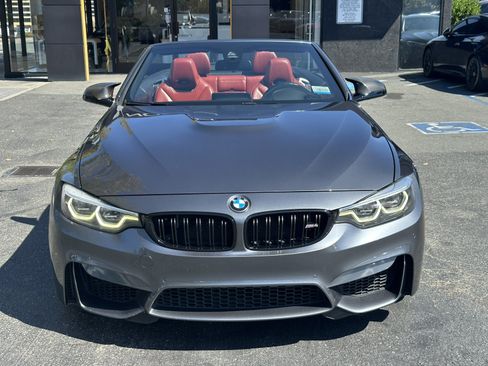 Used 2019 BMW M4 Convertible RWD image 5