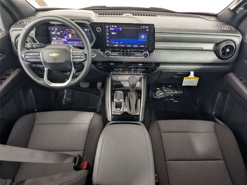 Used 2026 Chevrolet Colorado W/T w/ WT Custom Package RWD image 36