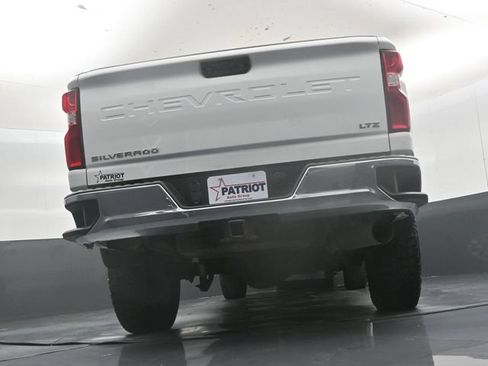 Used 2023 Chevrolet Silverado 2500 LTZ AWD/4WD image 41