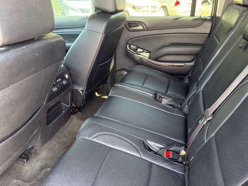 Used 2016 Chevrolet Suburban LS w/ Enhanced Driver Alert Package RWD image 28