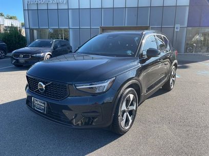 Certified 2024 Volvo XC40 B5 Core