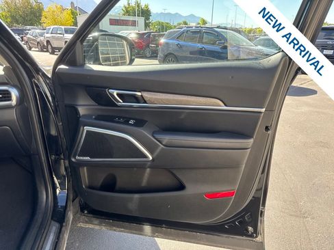 Used 2022 Kia Telluride SX w/ SX Prestige Package AWD/4WD image 10