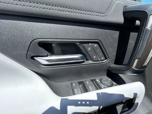 New 2025 GMC Hummer EV 2X image 23