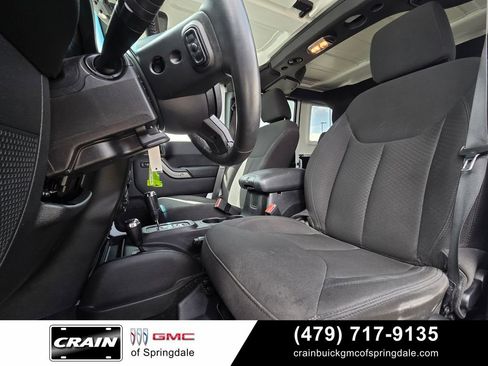 Used 2017 Jeep Wrangler Unlimited Sport w/ Quick Order Package 24S AWD/4WD image 22