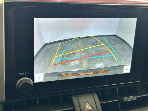 Used 2025 Toyota RAV4 XLE AWD/4WD image 25