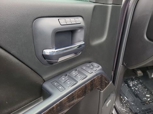 Used 2015 GMC Sierra 1500 Denali w/ Driver Alert Package image 18