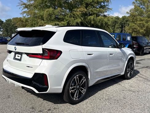New 2026 BMW X1 xDrive28i w/ Technology Package AWD/4WD image 3