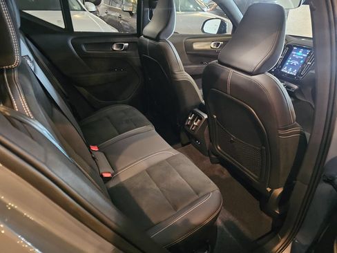 Certified 2023 Volvo XC40 B5 Plus w/ Protection Package Premier AWD/4WD image 8